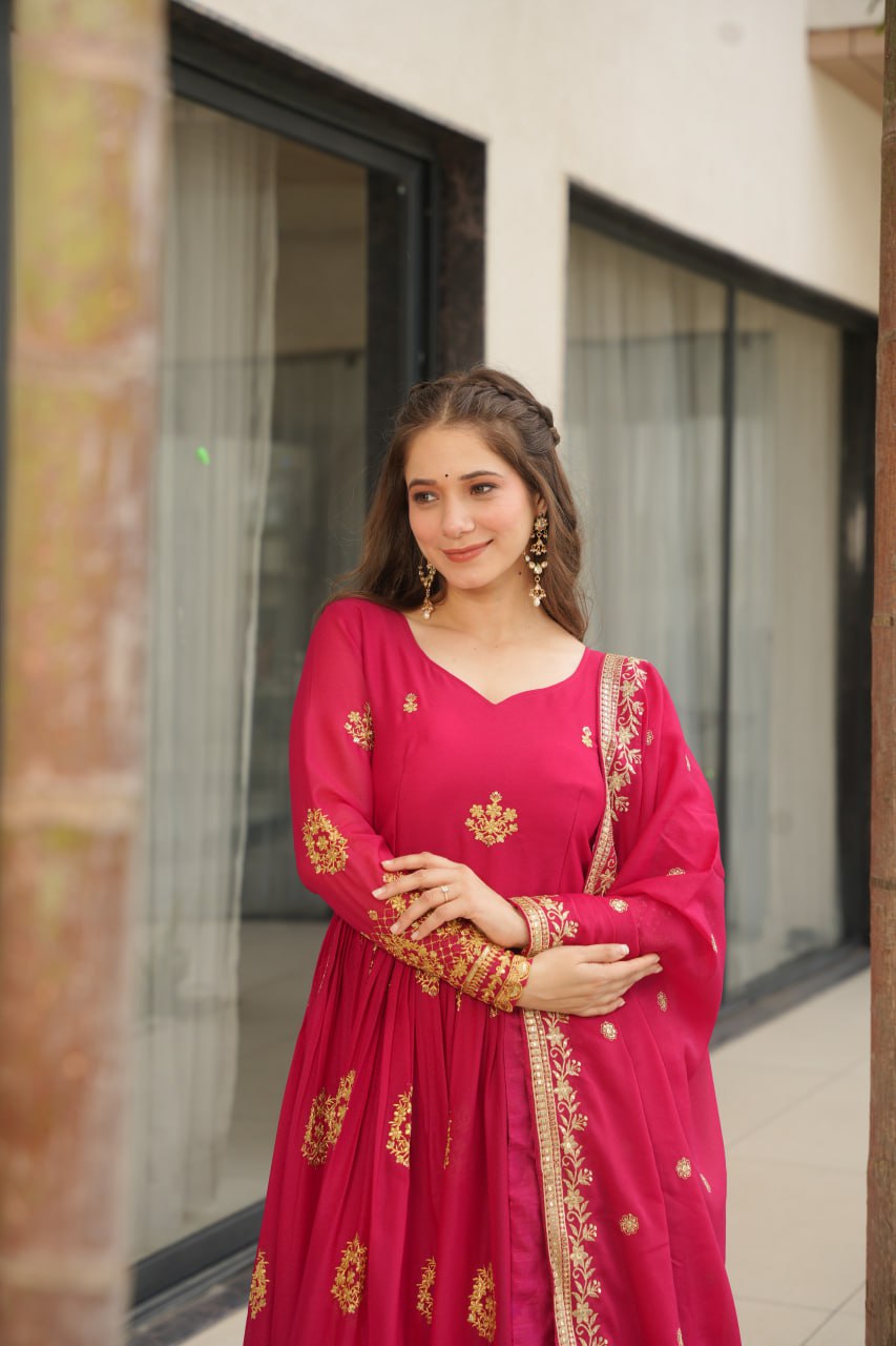 Women's Cotton Embroidered Anarkali Gown With Dupatta Set - Image 13